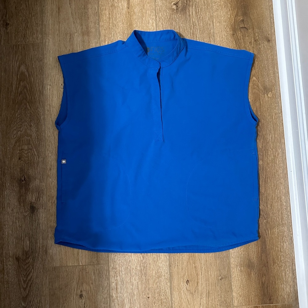 Figs Rafaela Scrub top